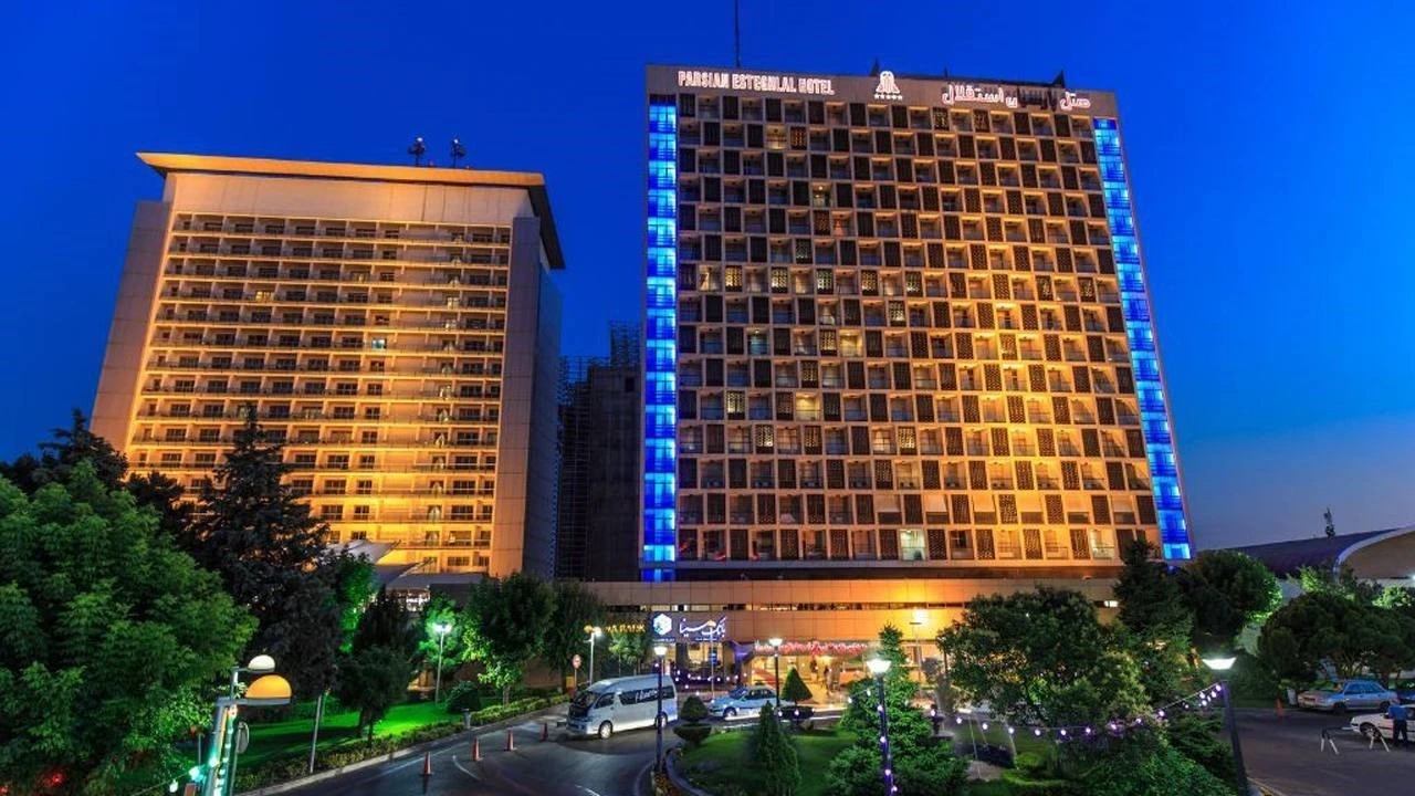 راه اندازی قفل هوشمند در پروژه هتل بزرگ پارسیان استقلال تهران 300 واحد