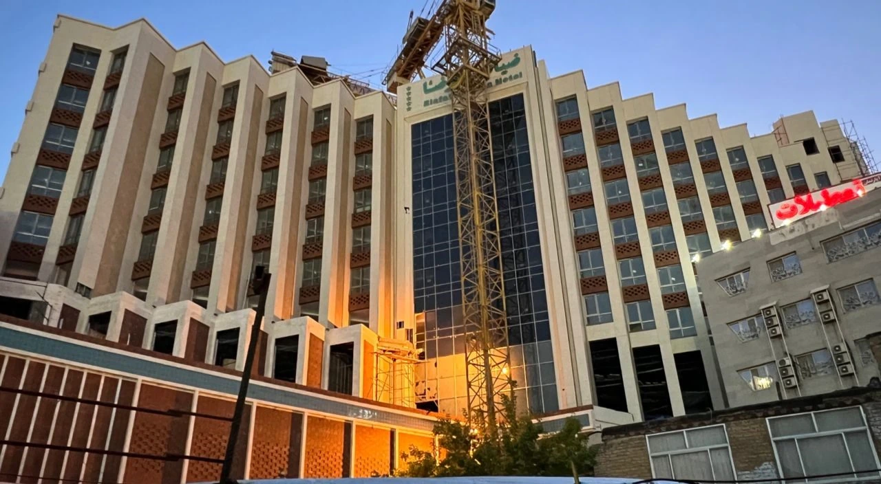 نصب دستگیره تشخیص چهره در پروژه هتل بزرگ ضیافت الرضا مشهد