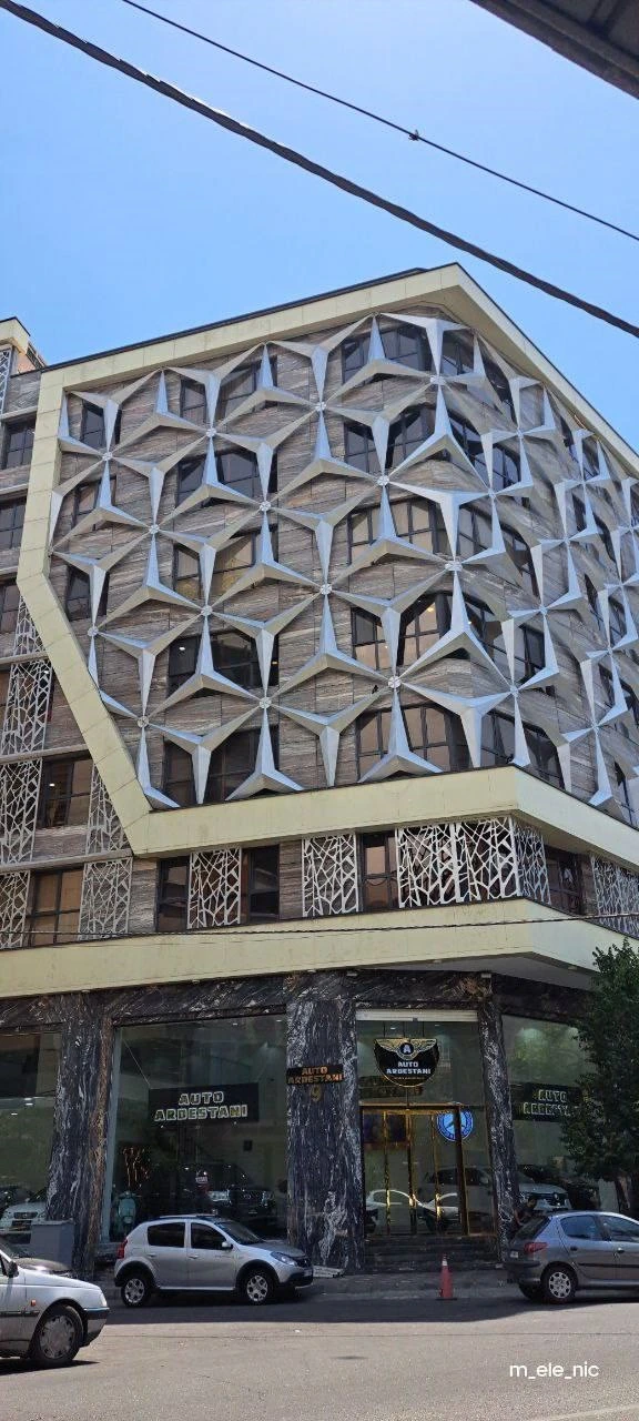 نصب فقل دیجیتال در پروژه مسکونی مرسدس تهران