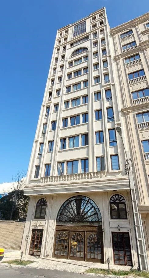 نصب قفل و دستگیره الکترونیکی در پروژه مسکونی ژینو تبریز