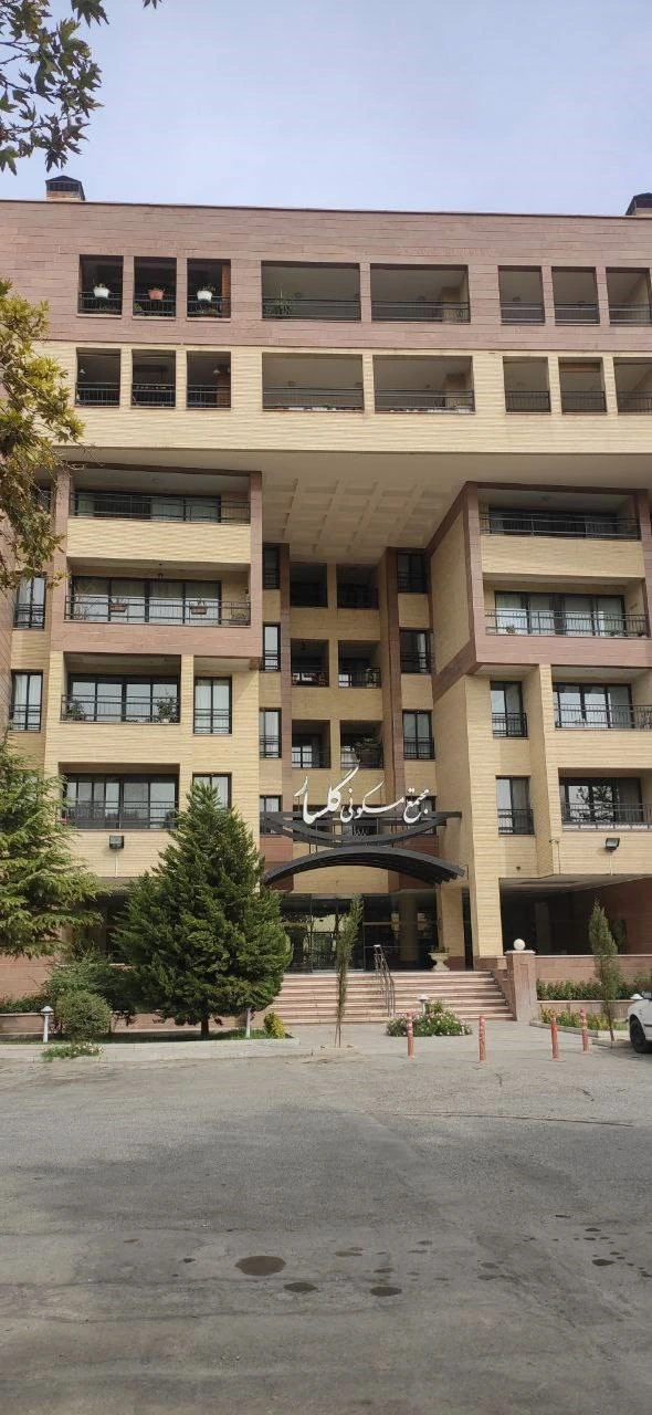 راه اندازی دستگیره هومشند در پروژه مسکونی گلسار اصفهان