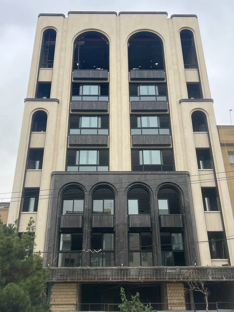 نصب دستیگره های دیجیتال در پروژه متجمع مسکونی مهندس ترابی مشهد