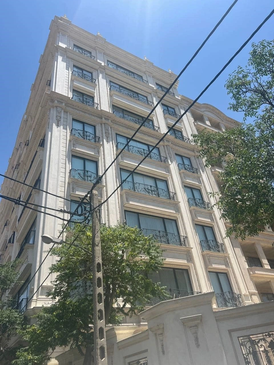 نصب قفل اثر انگشتی در پروژه مسکونی Gloria تهران