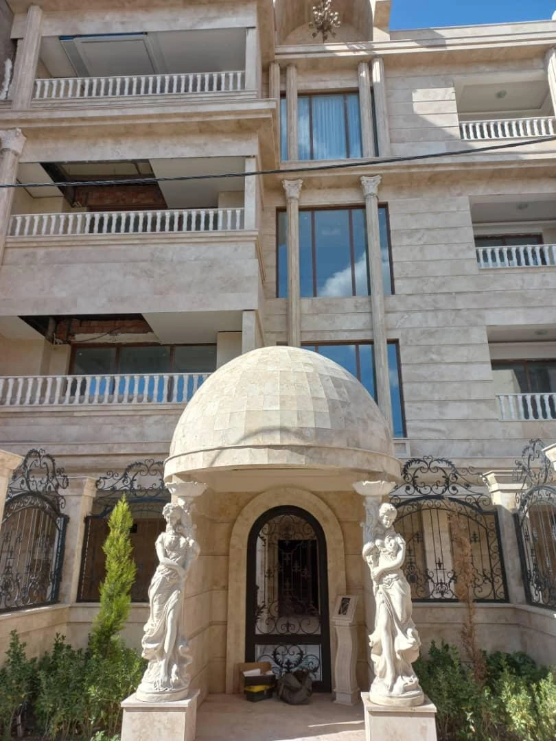 پیاده سازی دستگیره اثر انگشتی در پروژه مسکونی امجد کرمان