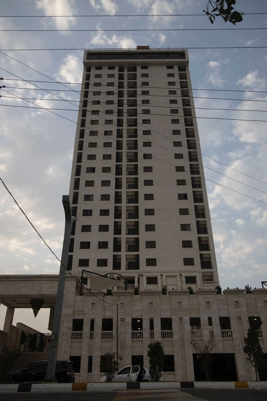 راه اندازی دستگیره هوشمند در پروژه مسکونی مجلل نیلی پلاس سرخرود