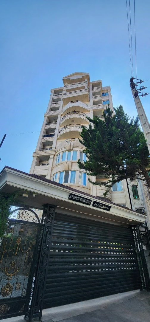 نصب قفل و دستگیره دیجیتال در پروژه مسکونی آتریوم احمد آباد