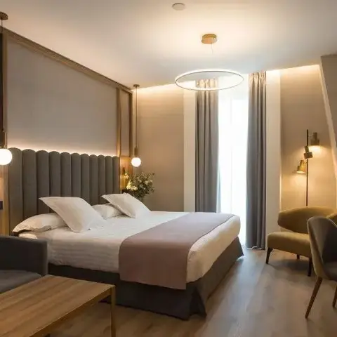 نصب قفل کارتی هتلی در پروژه هتل کاوه تهران