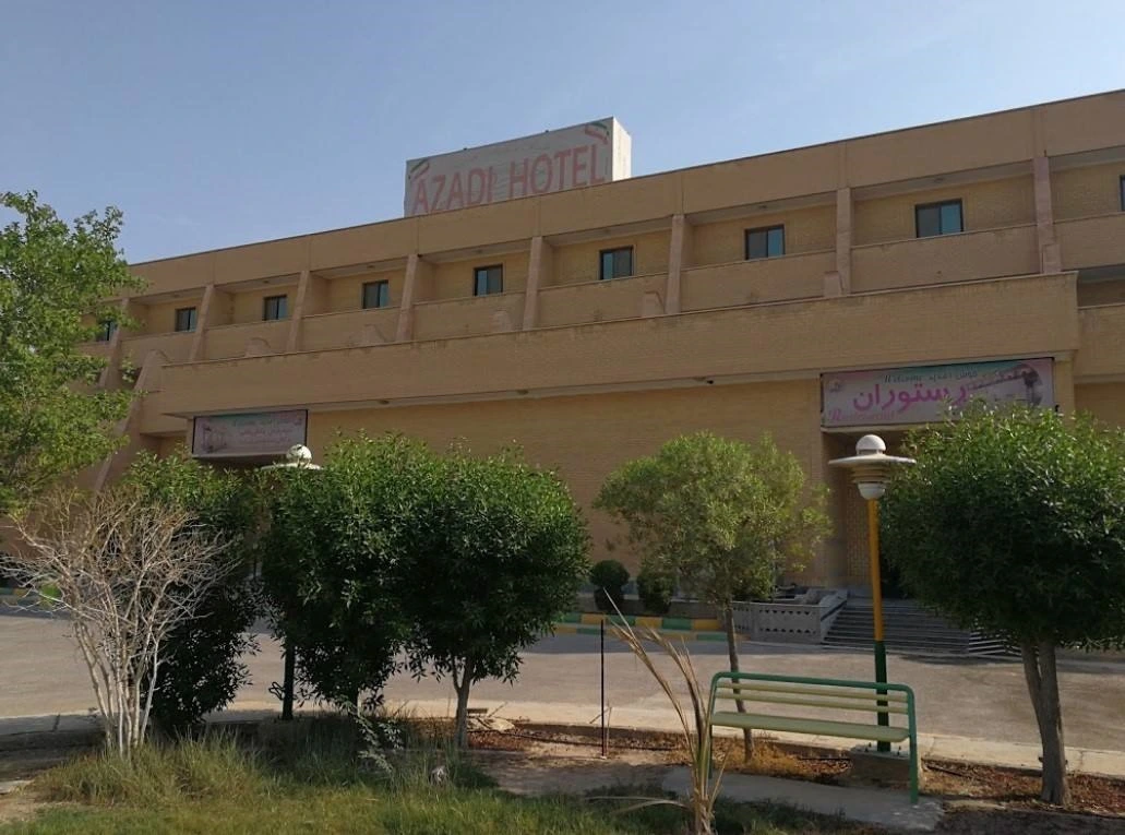 نصب قفل هتلی کارتی در پروژه هتل آزادی ماهشهر