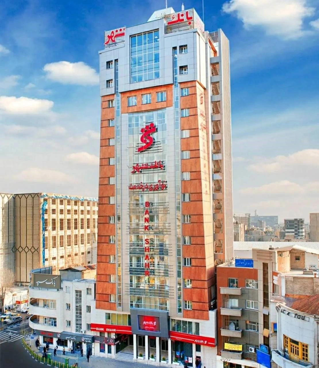 راه اندازی دستگیره هوشمند در پروژه ساختمان مرکزی بانک شهر تهران