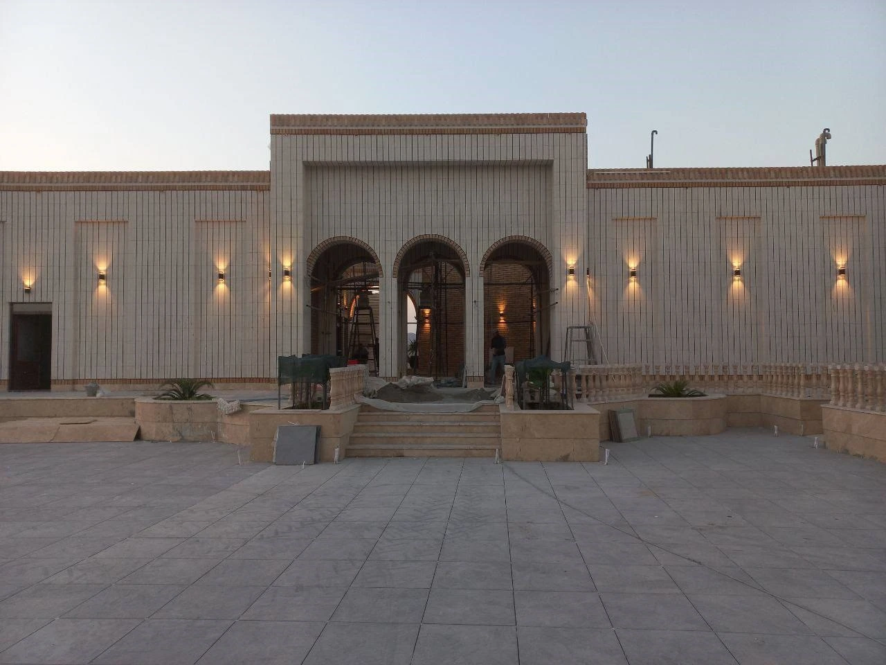 نصب قفل درب کارتی در هتل گردشگری ماهان کرمان