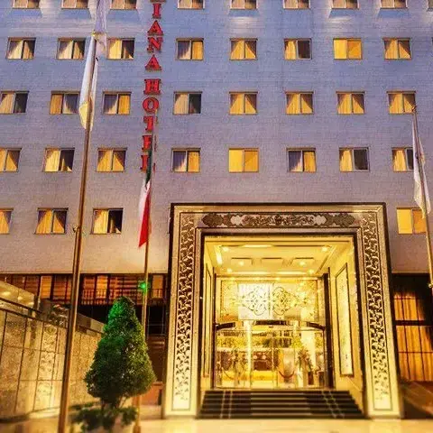 نصب دستگیره درب هتلی در پروژه هتل کیانا مشهد