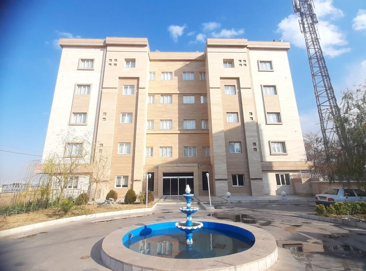 پیاده سازی قفل هتلی هوشمند در پروژه هتل نورالرضا مشهد