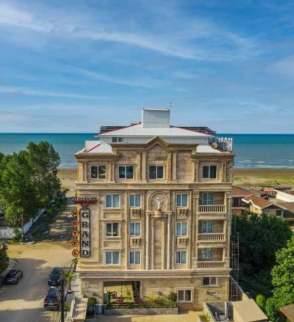 نصب قفل کارتی در پروژه هتل مازیار انزلی