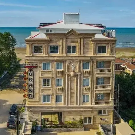 نصب قفل کارتی در پروژه هتل مازیار انزلی