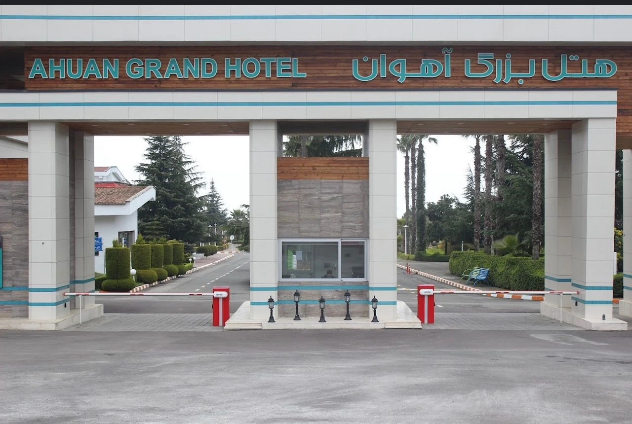 نصب قفل هتلی در پروژه هتل اهوان رامسر