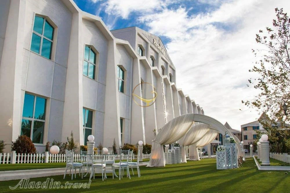 پیاده سازی قفل کارتی در پروژه هتل پارامیدا شاهرود