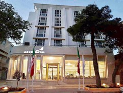 هتل آزادی خرم آباد